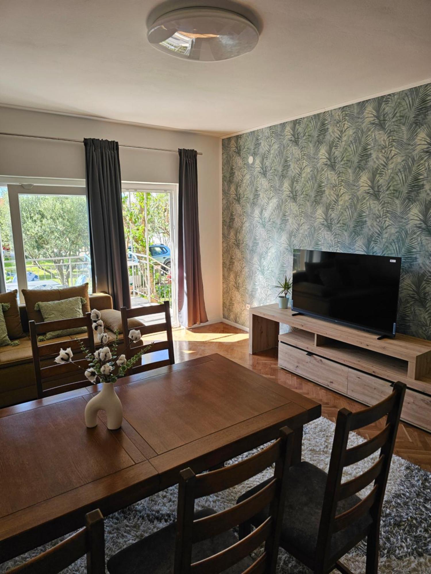 Apartments Grgic Трогир Экстерьер фото