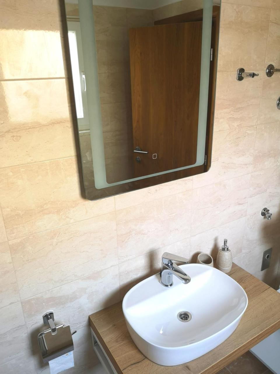 Apartments Grgic Трогир Экстерьер фото